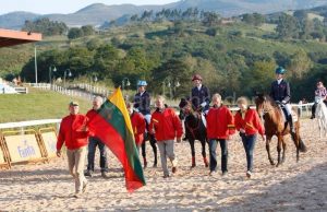 Ištvermės jojimo sporto Lietuvoje pradininkas: gerų rezultatų pasiekia tik mylintys žirgus