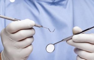 Odontologai Airijoje atsisako gydyti pacientus pagal medicinos kortelių schemą