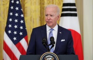 Airija pareiškė turinti „didelių abejonių“ dėl Joe Biden siūlomo minimalaus pelno mokesčio