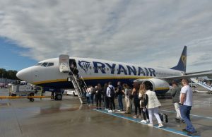 „Ryanair” lėktuve tik blaivūs išmaniųjų telefonų savininkai