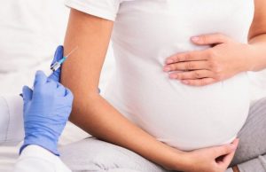 Nėščios moterys, vyresni nei 65-erių metų ir kitoms rizikos grupėms priklausantys žmonės raginami nemokamai skiepytis nuo gripo