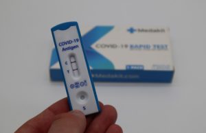 Vyriausybė svarsto galimybę sumažinti antigenų testų kainą