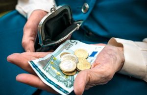 Lietuvoje senatvės pensijos nuo sausio vidutiniškai didės apie 50 eurų
