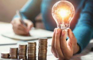 „Electric Ireland“ beveik ketvirtadaliu kels elektros ir dujų kainas