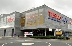 Ledai, pomidorai, bulvių troškiniai, sausainiai ir kiti gaminiai išimami iš „Dunnes Stores“, „Tesco“ ir „Lidl“ parduotuvių lentynų