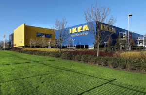 „Ikea“ ketina atidaryti pirmąjį paskirstymo centrą Airijoje